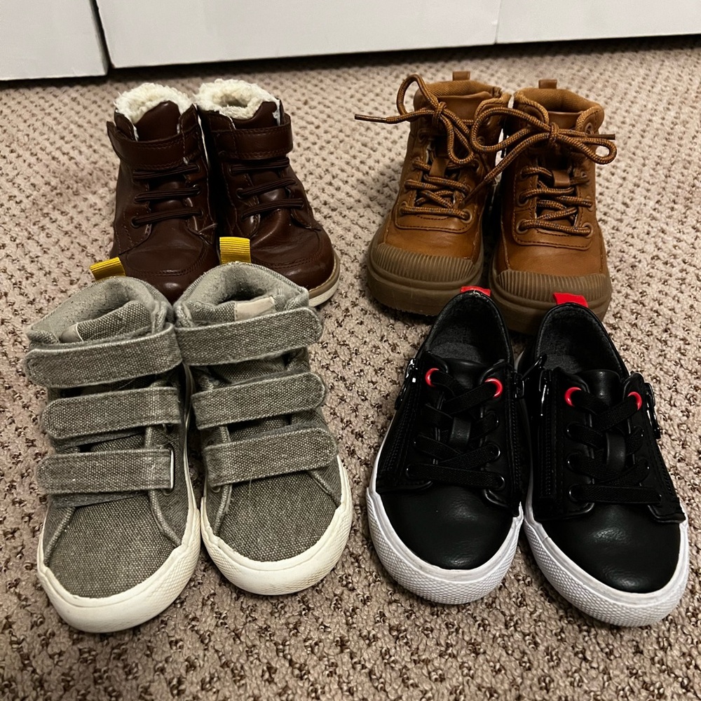 Toddler boy shoes *LIKE NEW*